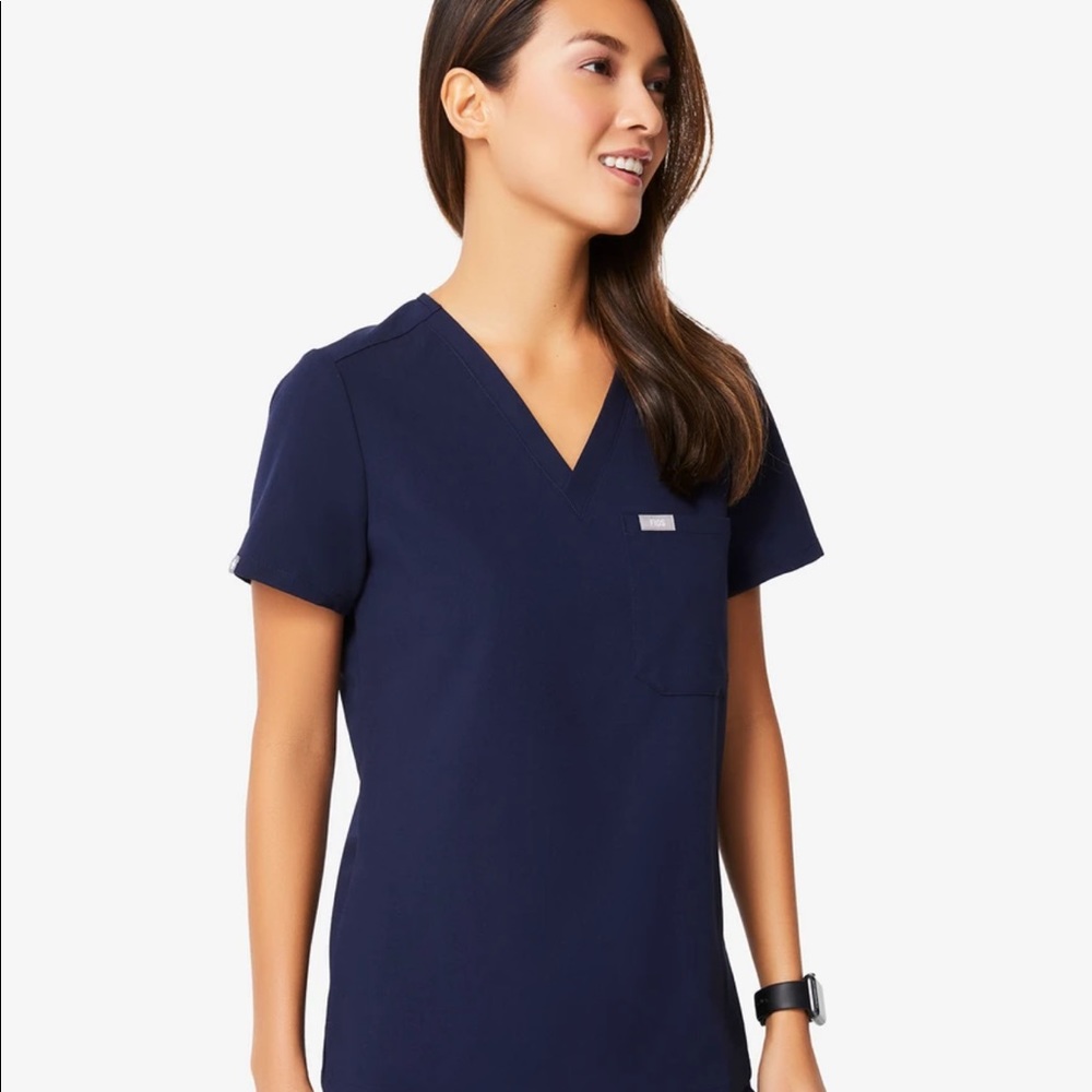 FIGS CATARINA™ One-Pocket Scrub Top - Navy
